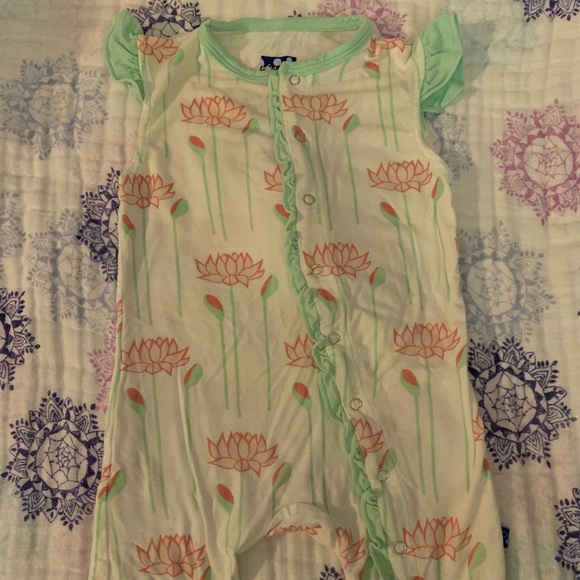 Kickee pants 0-3 month EUC - Picture 2 of 4